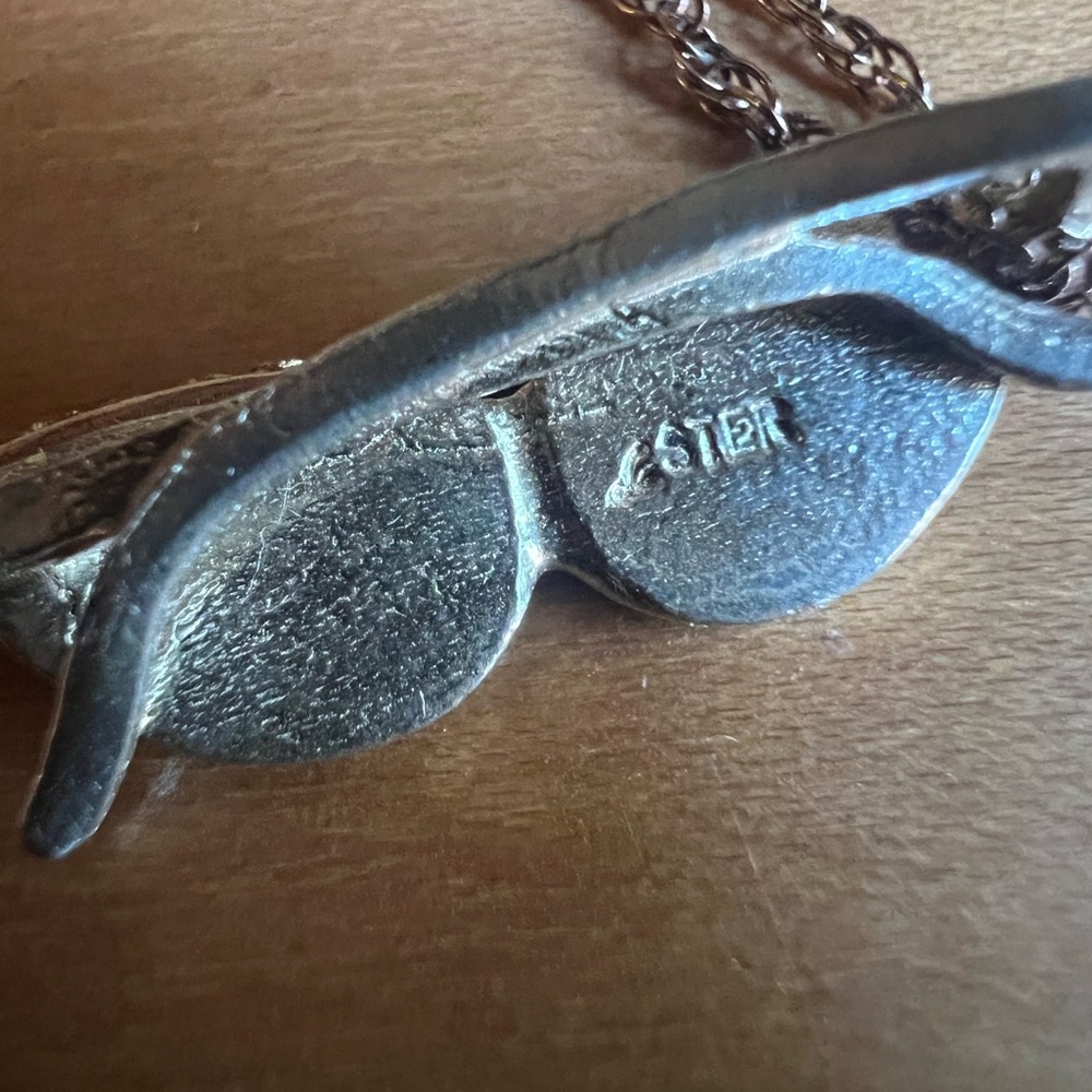 Black Hills Gold Sunglasses Pendant Necklace - Picture 5 of 6
